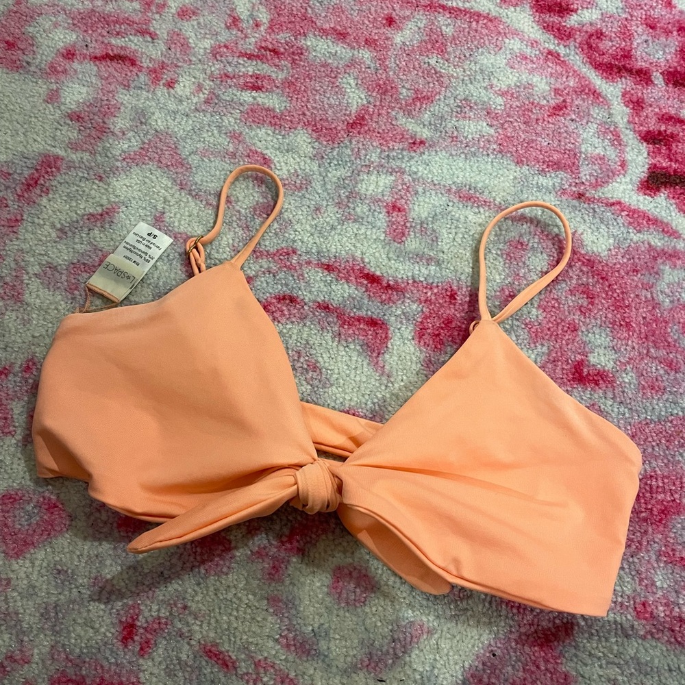 L space bikini top. Size small!